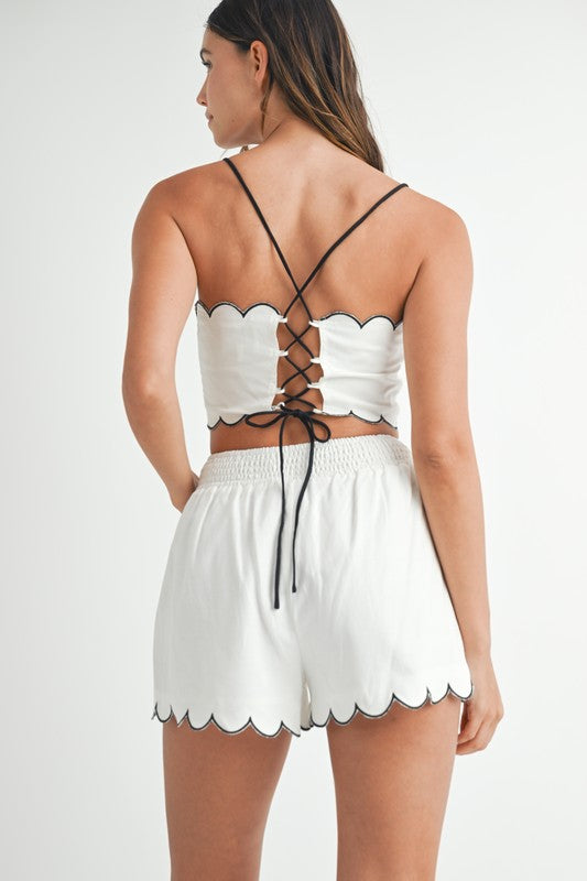 CONTRAST SCALLOP EDGE CROP TOP AND SHORTS SET