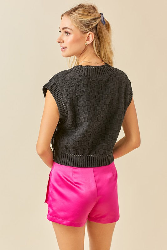 CHECKERED VNECK CROPPED VEST SWEATER