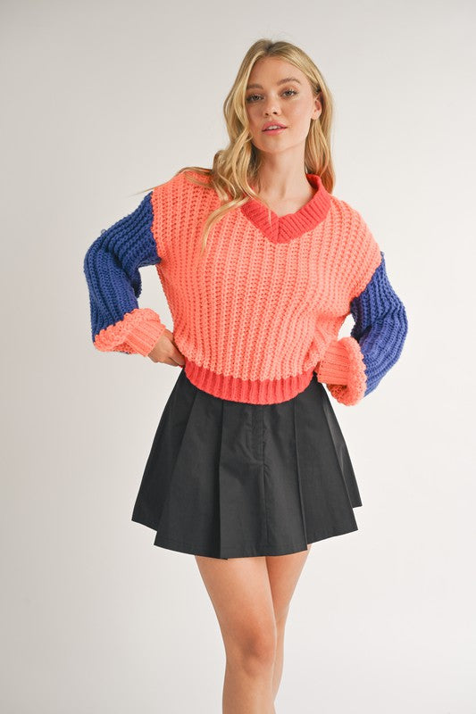 RELAXED FIT V-NECK COLOR BLOCK KNIT SWEATER TOP