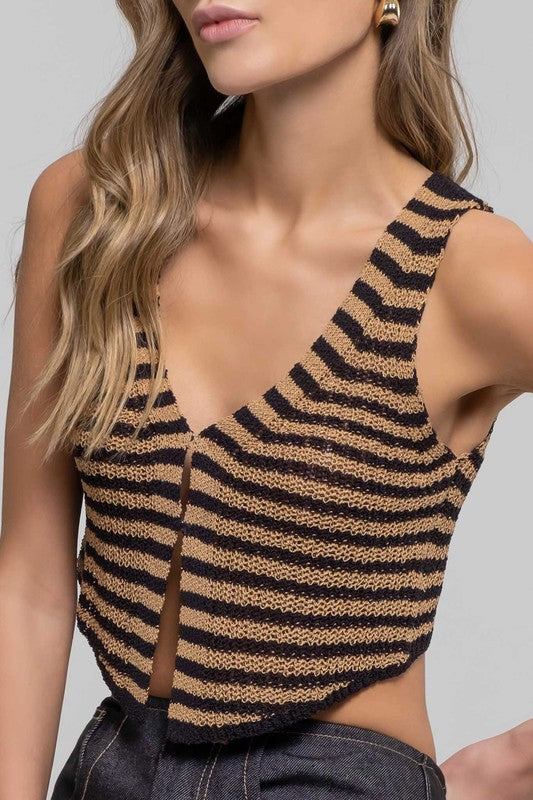 STRIPE V NECK FRONT HOOK SWEATER VEST