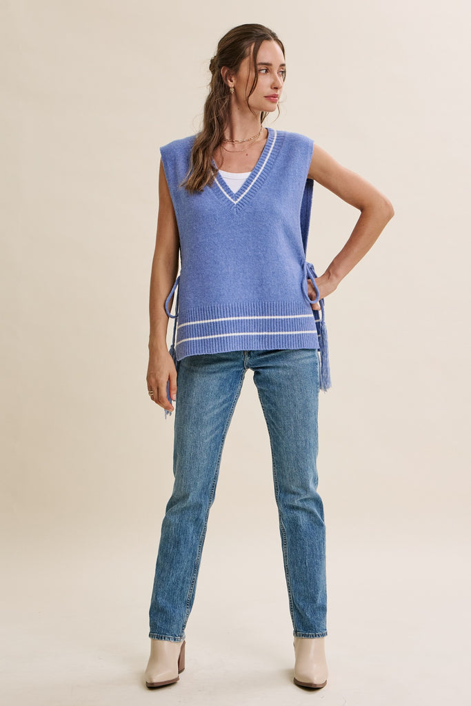 Sunny Garden Wool Blend Tie-side Sweater Poncho Vest