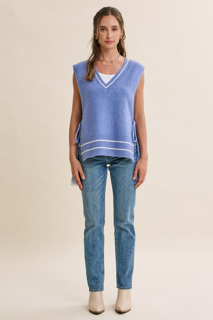 Sunny Garden Wool Blend Tie-side Sweater Poncho Vest