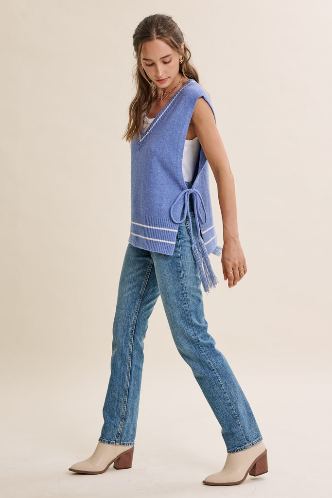 Sunny Garden Wool Blend Tie-side Sweater Poncho Vest