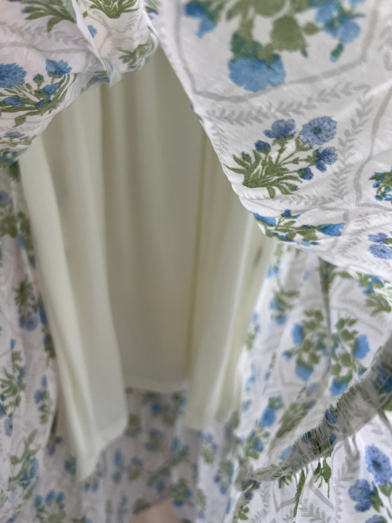 Floral Tile Pattern Smocked Sleeveless Midi Dress