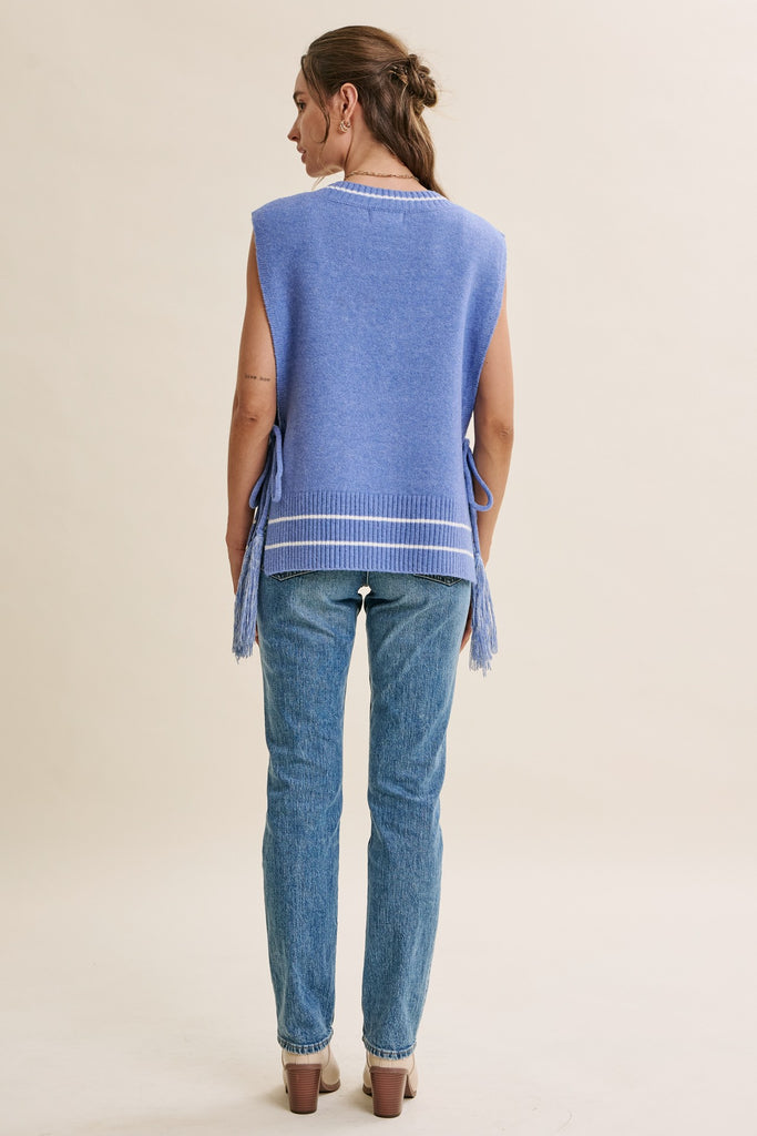 Sunny Garden Wool Blend Tie-side Sweater Poncho Vest