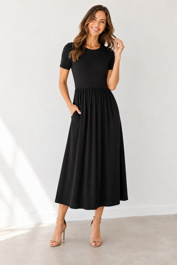 Flowy Short Sleeve Crewneck Maxi Dress With Pockets