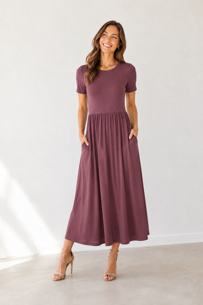 Flowy Short Sleeve Crewneck Maxi Dress With Pockets