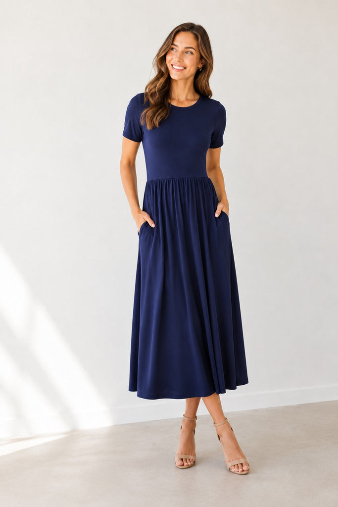 Flowy Short Sleeve Crewneck Maxi Dress With Pockets