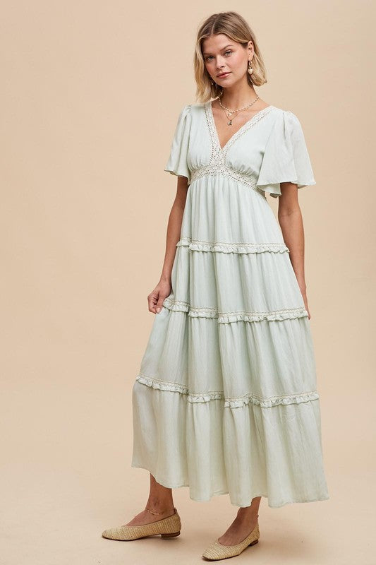 TIERED CONTRAST LACE MAXI DRESS