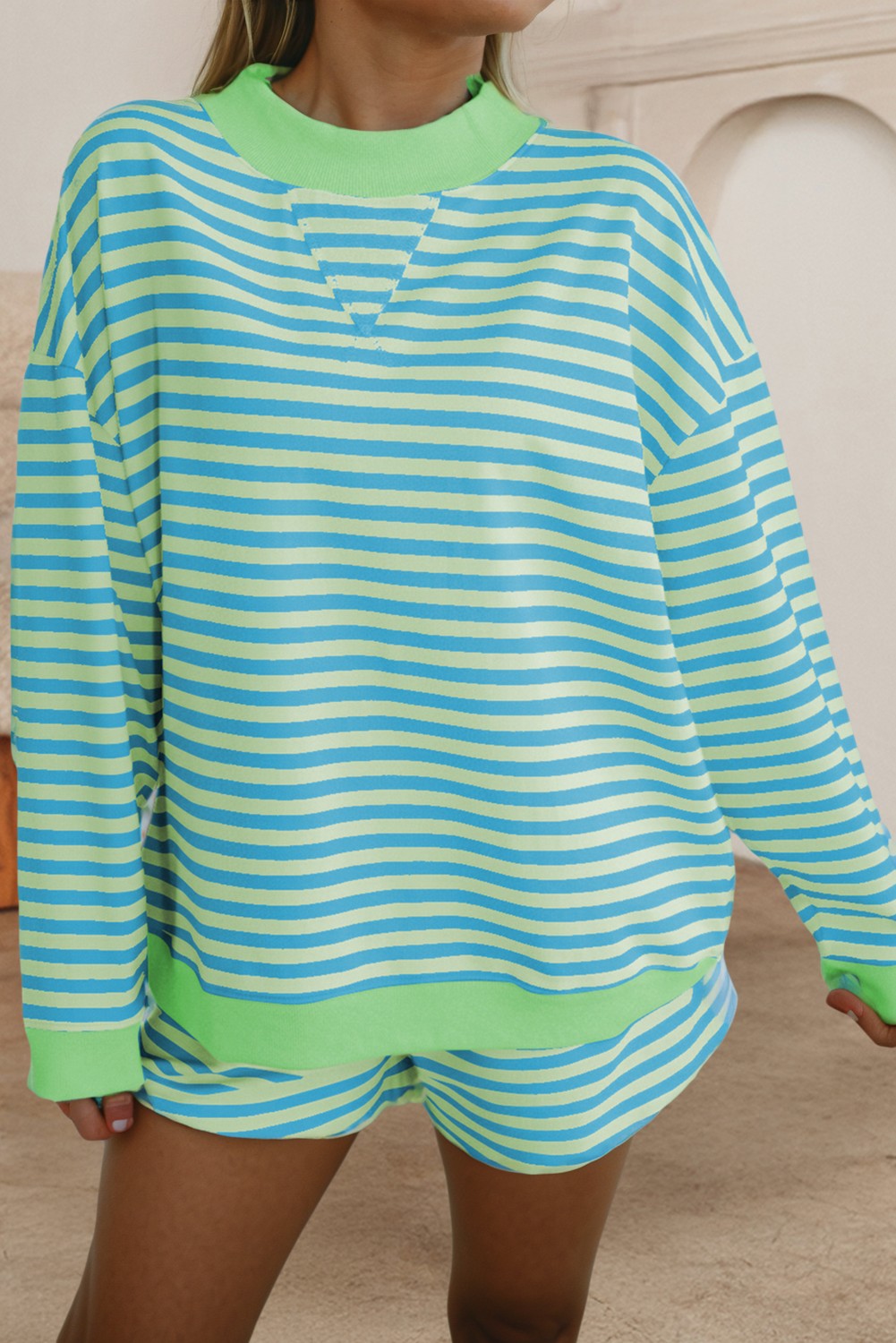 Stripe Colorblock Pullover & Shorts 2pcs Set