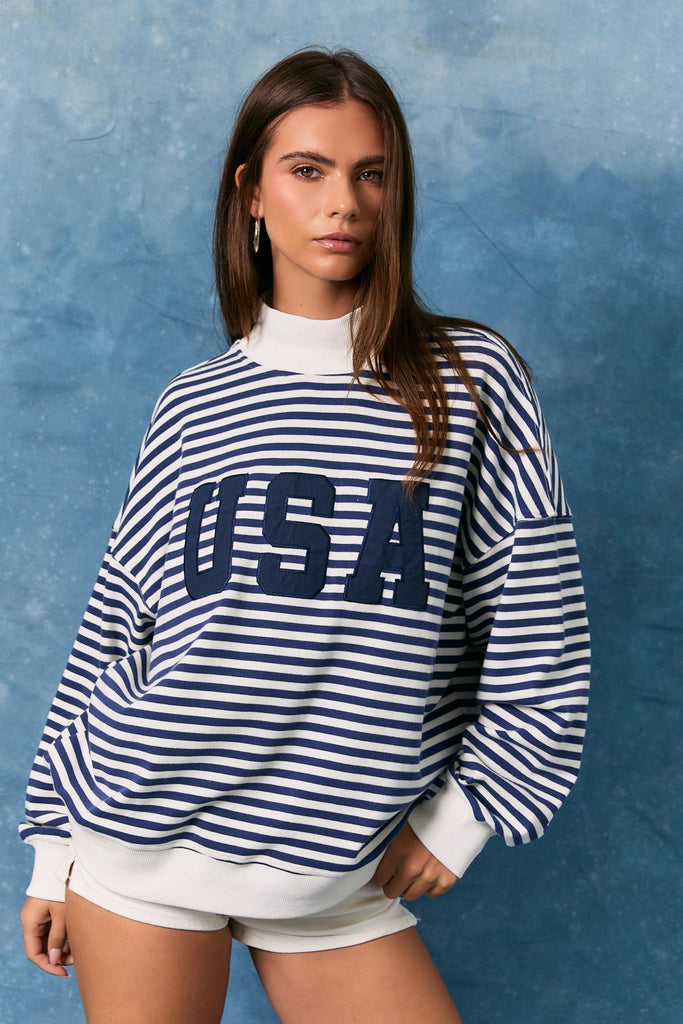 Stripe Mock Neck Sweatshirts With "USA"