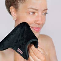 Microfiber Makeup Removing Towel/FINAL SALE